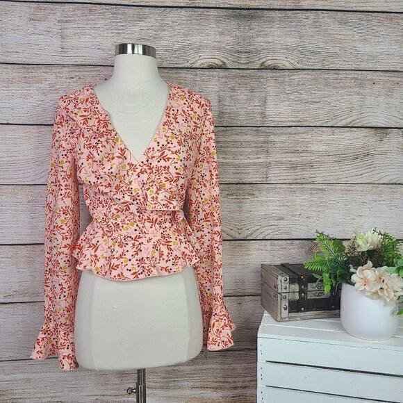 NWT Finders Keepers Floral Wrap Ruffle Top XS - Picture 1 of 4
